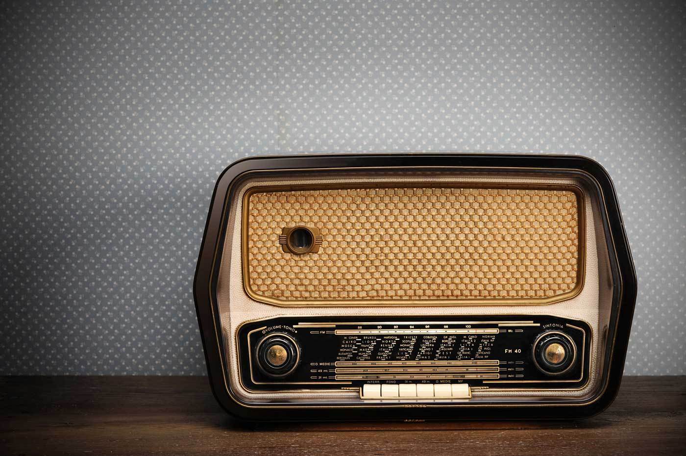 RADIOS