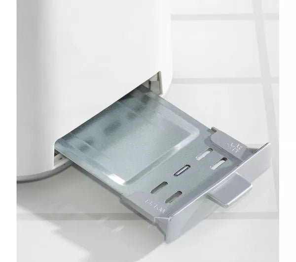 Daewoo 870W 2-Slice Plastic Toaster White/Chrome - SDA1651GE