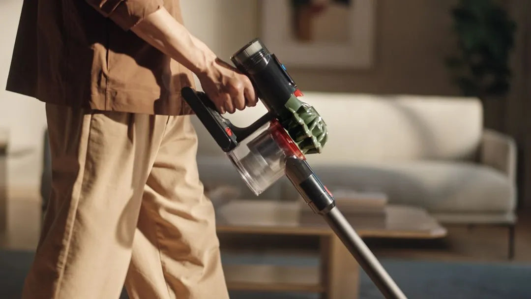 Dyson Stick vacuum cleaner V8 Cyclone