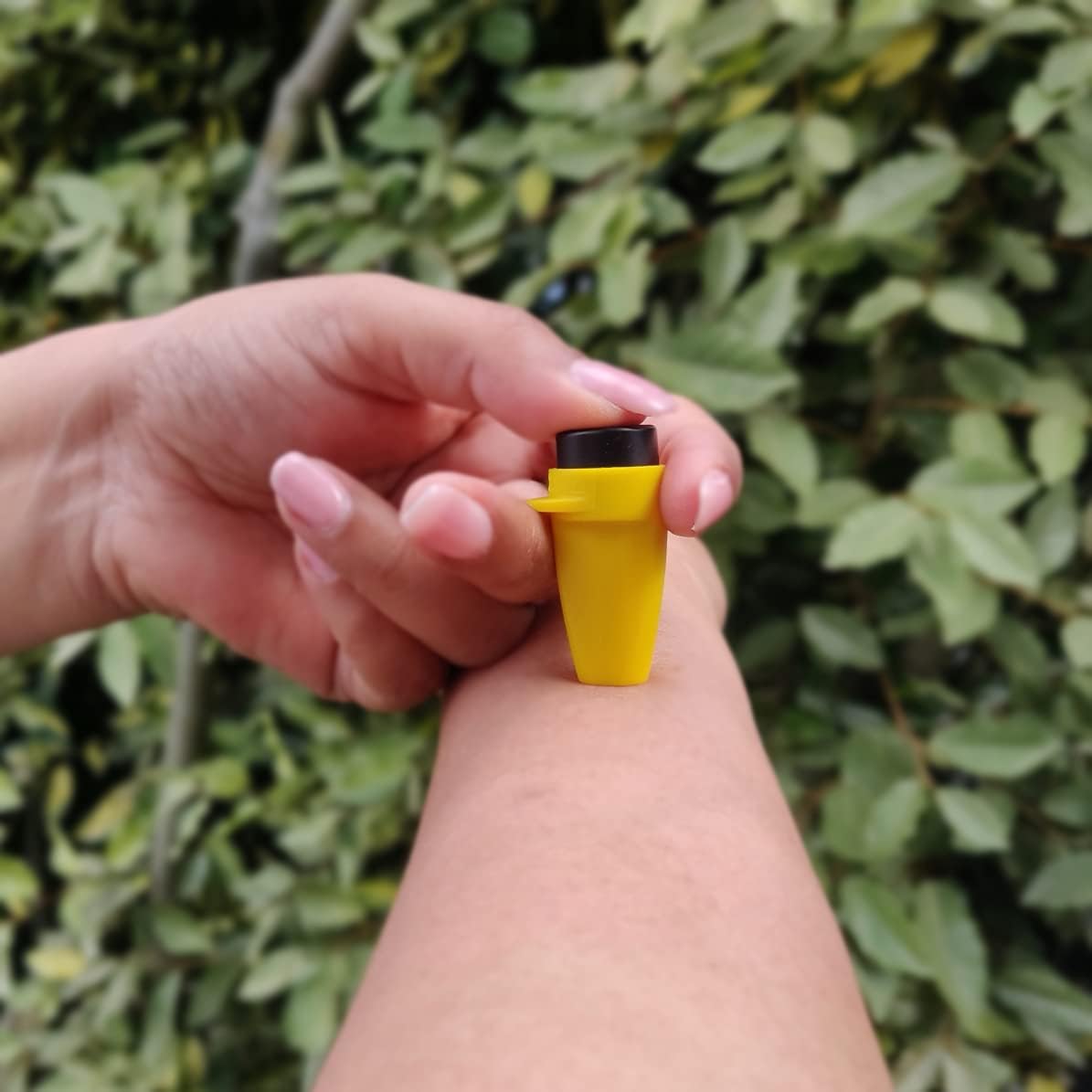 Click Mosquito Bite Relief Device