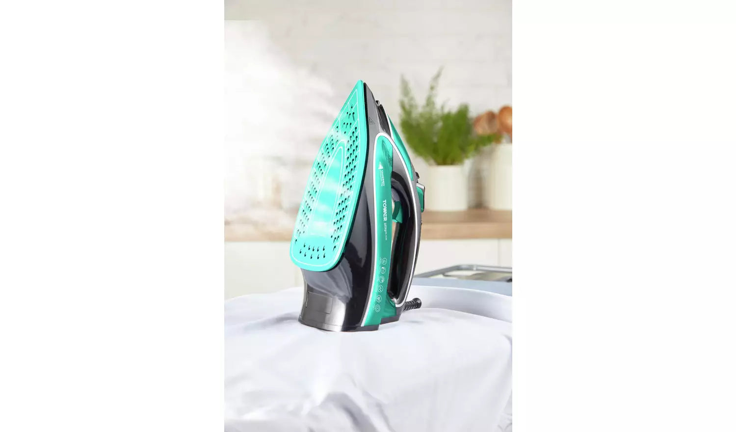 Tower Ceraglide One Temp Steam Iron | T22026TL