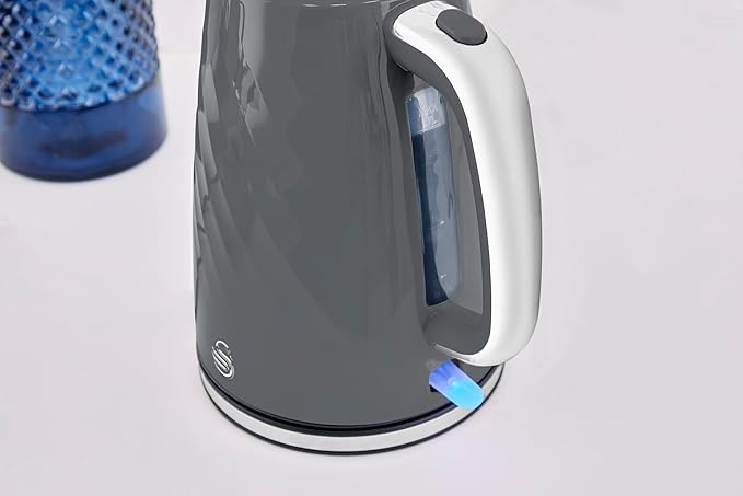 Swan Windsor Textured Kettle 1.7L 3kW Rapid Boil | SK14611