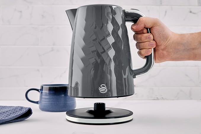 Swan Windsor Textured Kettle 1.7L 3kW Rapid Boil | SK14611