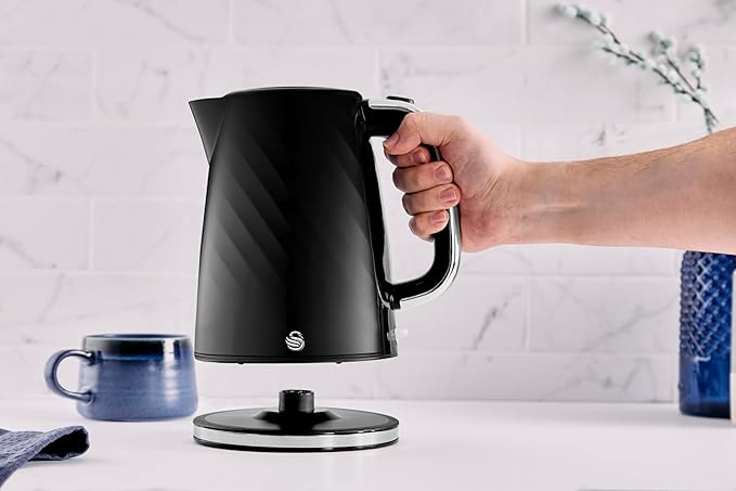Swan Windsor Textured Kettle 1.7L 3kW Rapid Boil | SK14611