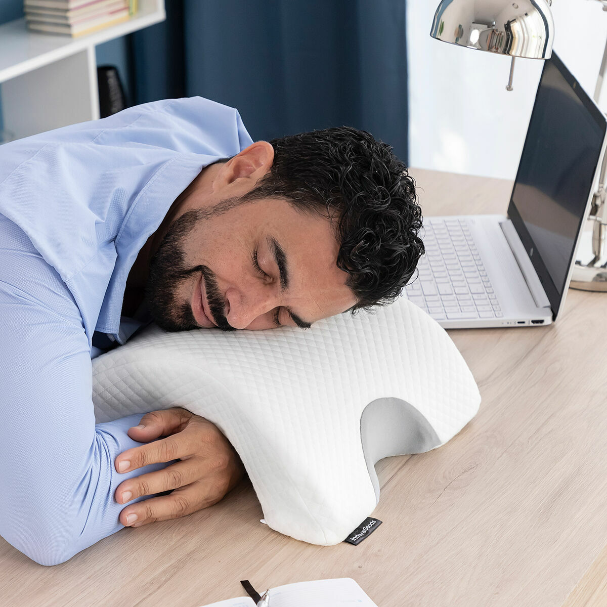 Viscoelastic Cervical Pillow for Couples Cozzy