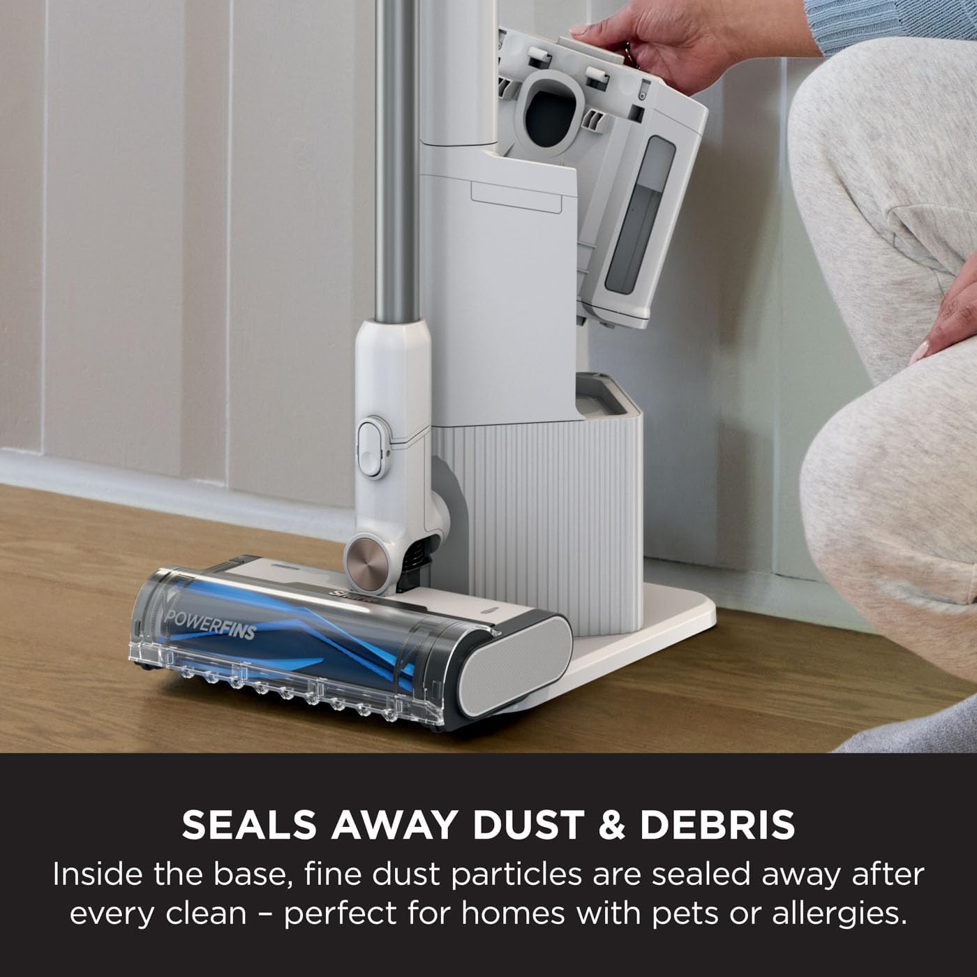 Shark Cordless Stick Vacuum with Auto Empty System - BU3521UK
