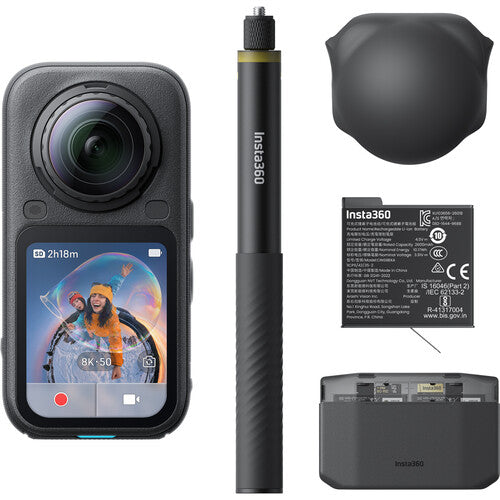 Insta360 X6 360° 8K Camera Essentials Bundle - Midnight Black - CINSABXA-X603