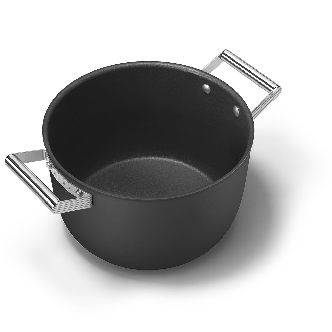 Smeg Non-stick Casserole Dish 26cm With Lid and 2 Handles