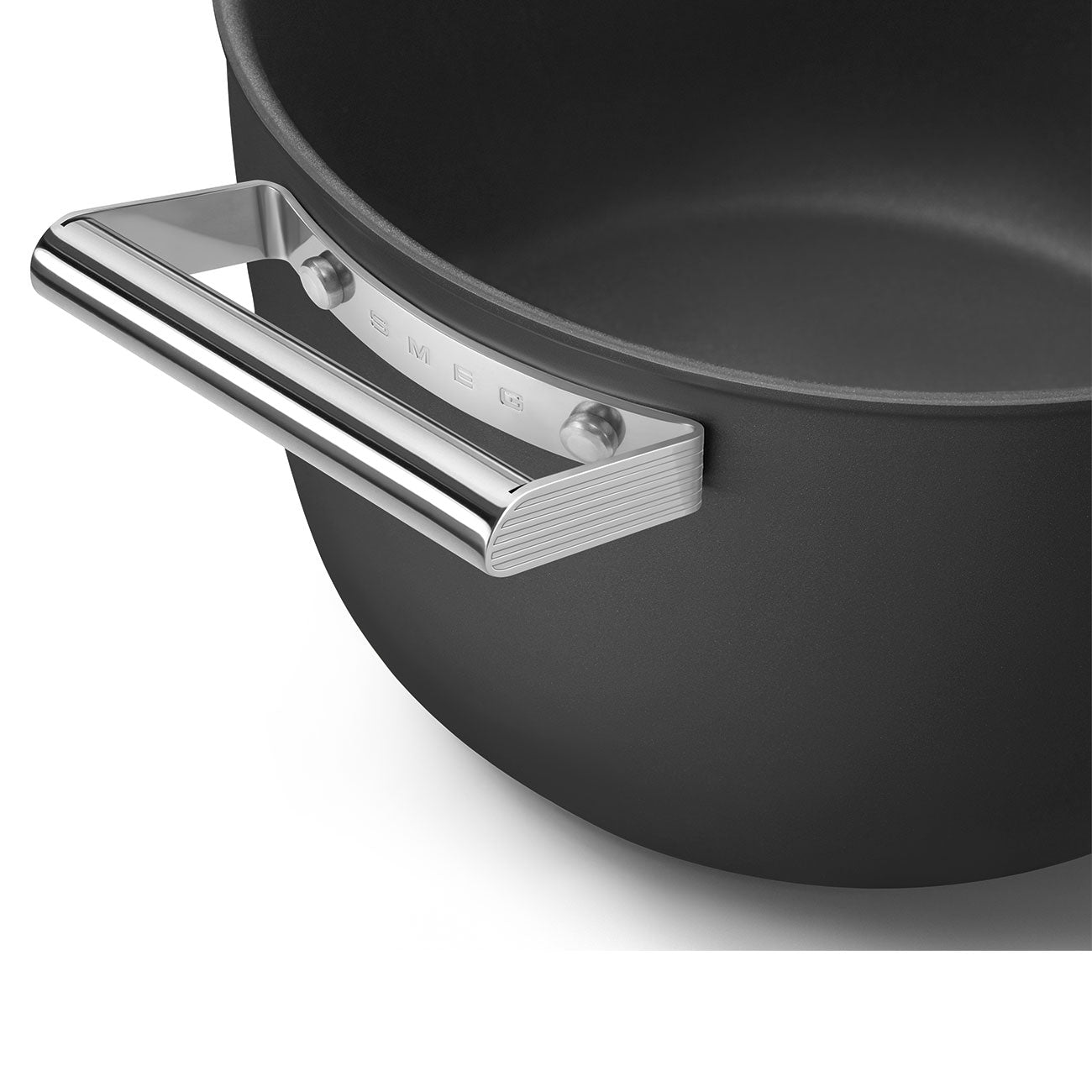 Smeg Non-stick Casserole Dish 26cm With Lid and 2 Handles
