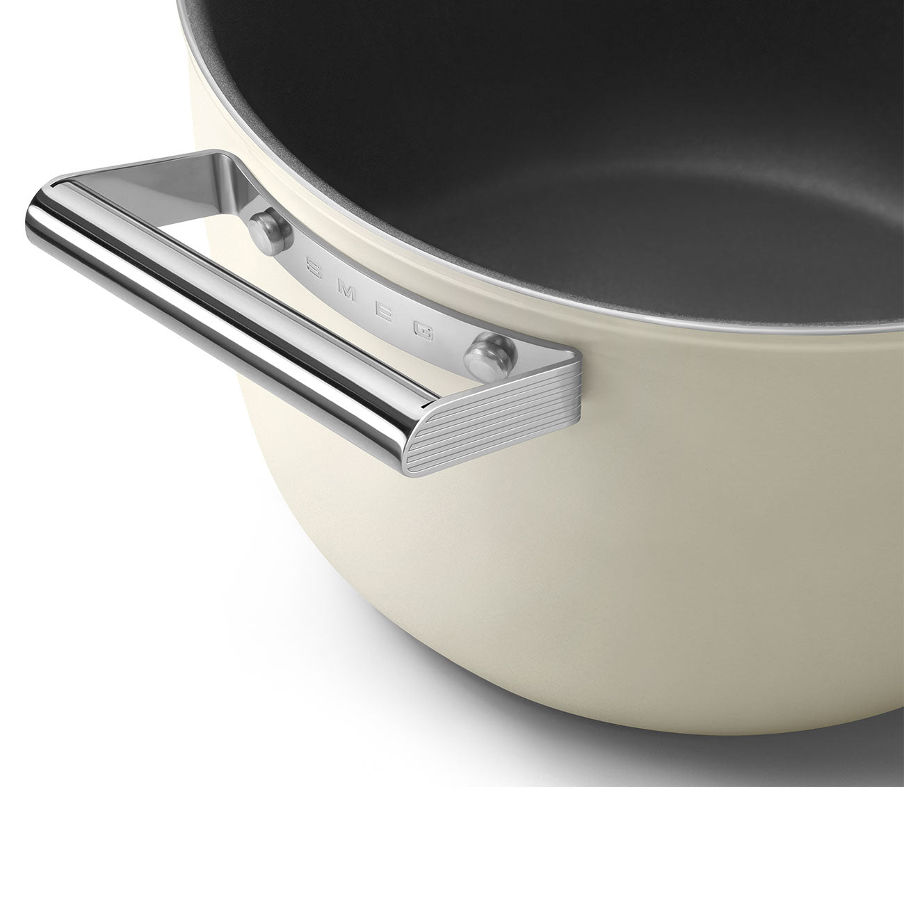 Smeg Non-stick Casserole Dish 26cm With Lid and 2 Handles