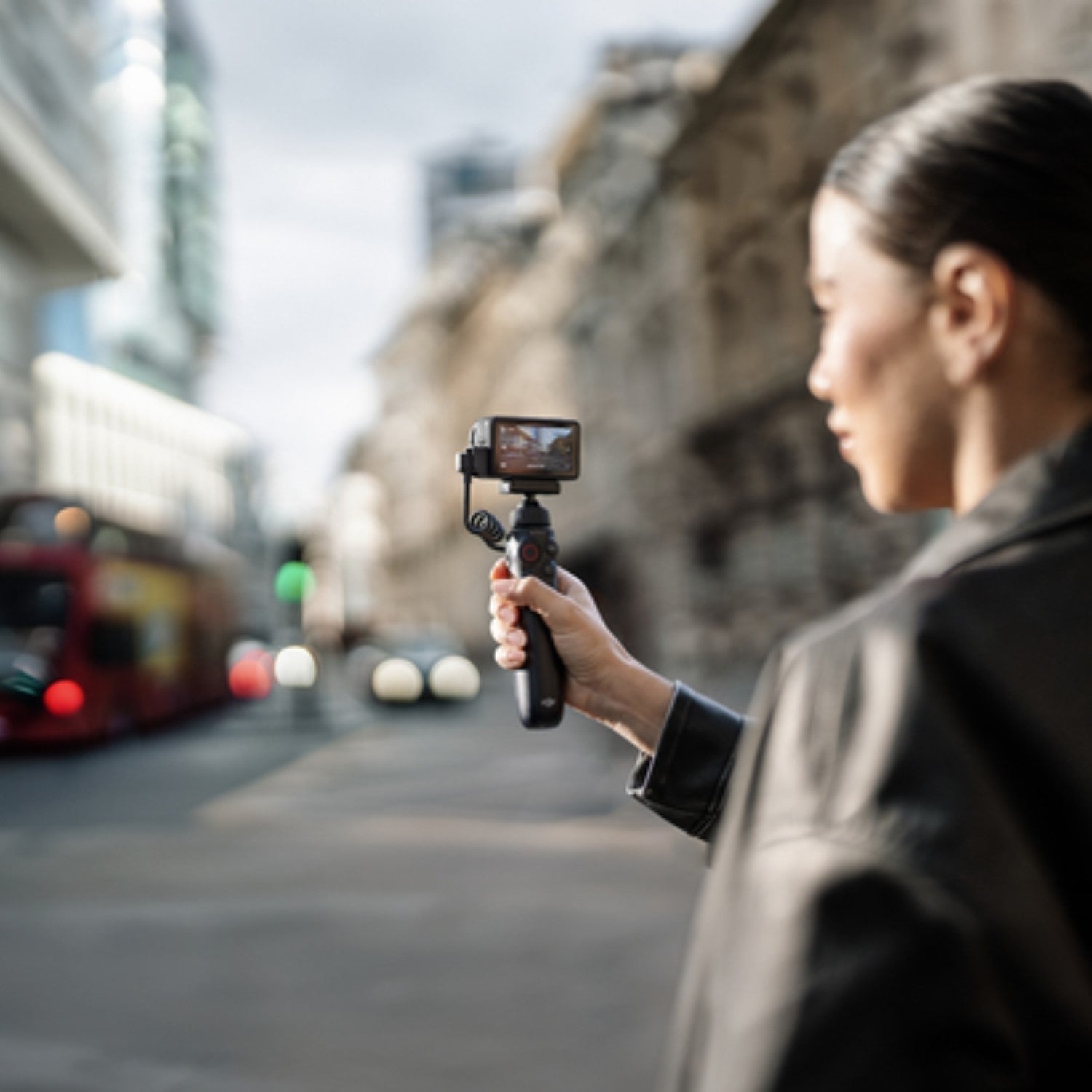 DJI Osmo Action 5 Pro Adventure Combo - Black