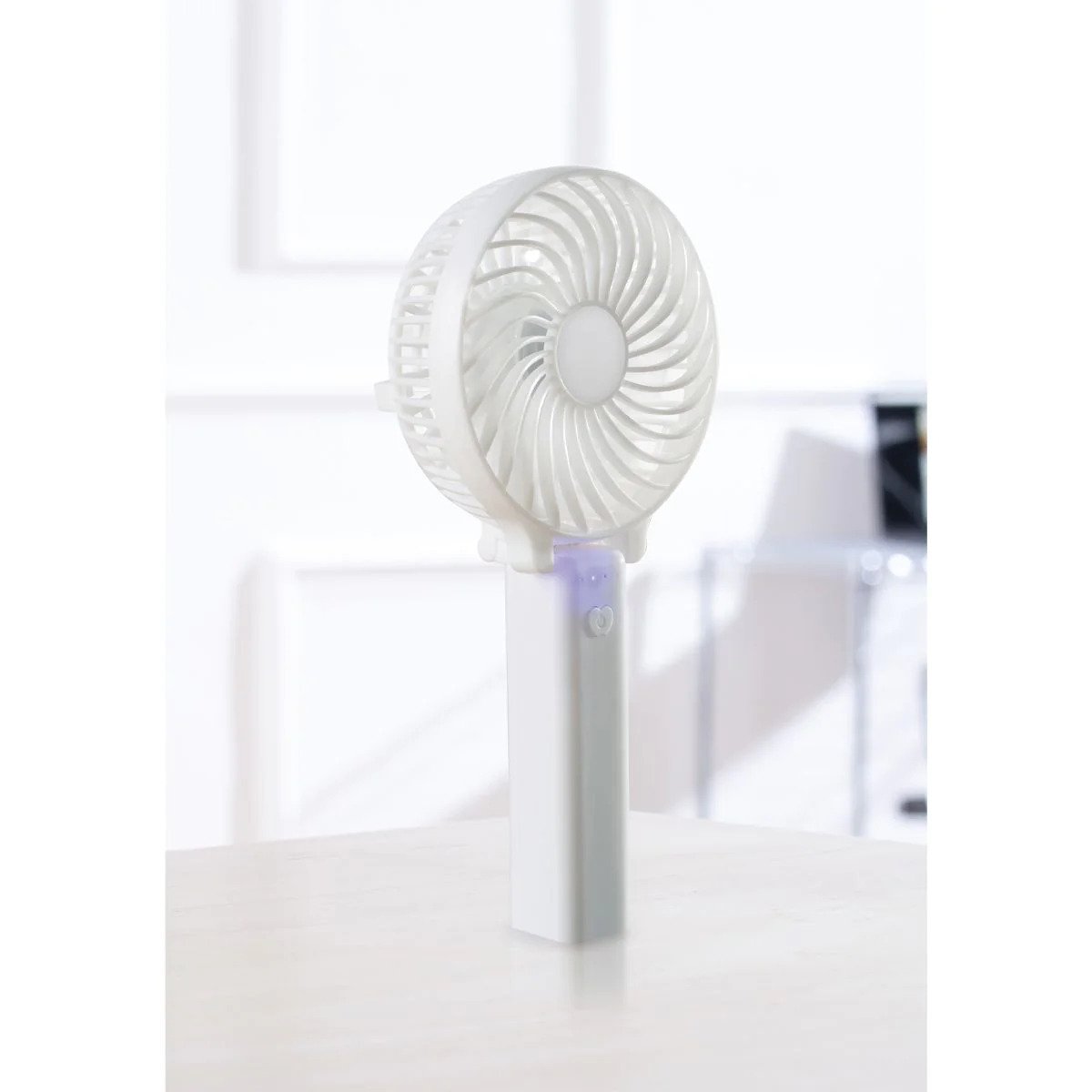 Daewoo Rechargeable Mini Handheld Travel Fan - COL1580