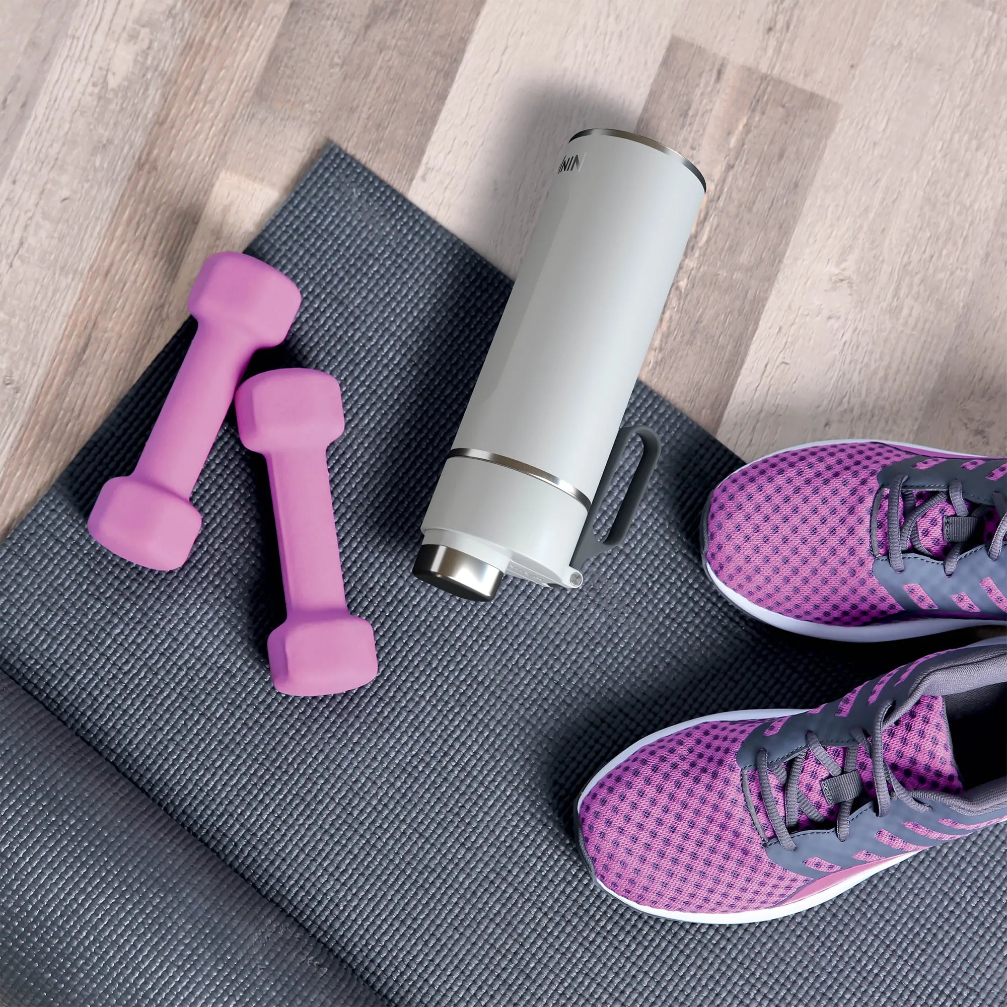 Botella de viaje Ninja Thirsti de 700 ml/24 oz - DW2401