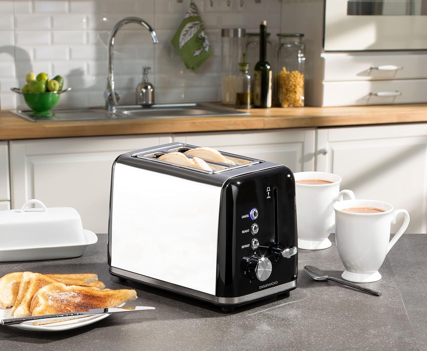 Daewoo Kensington 2-Slice Toaster with 6 Settings - Black | SDA1583