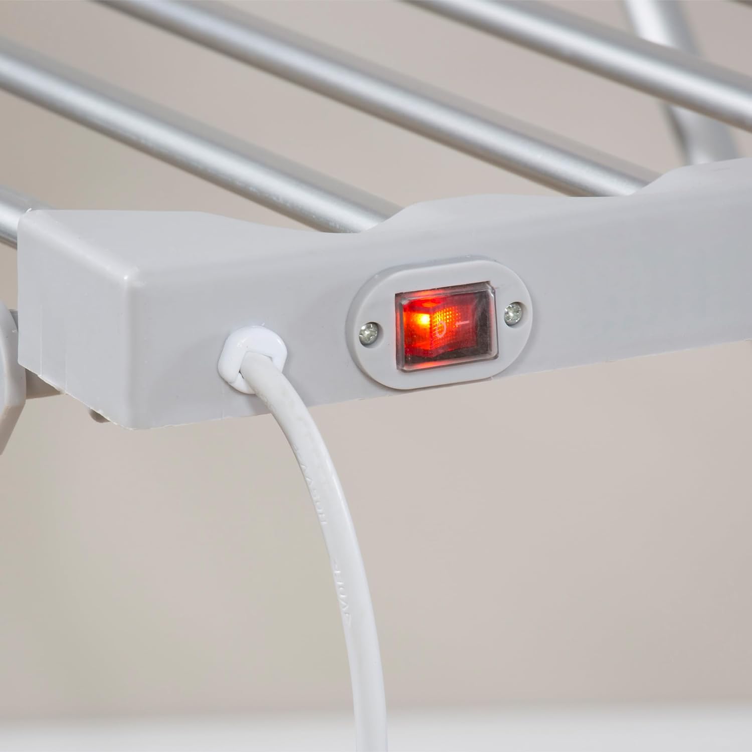 Tendedero calefactable Daewoo - HEA1901