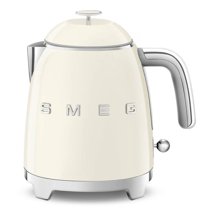 Smeg 50's Style Cordless Mini Electric Kettle