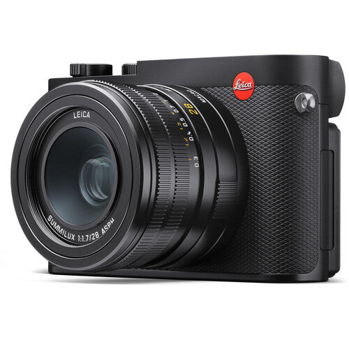 Leica Q3 Digital Camera | Black Paint Finish