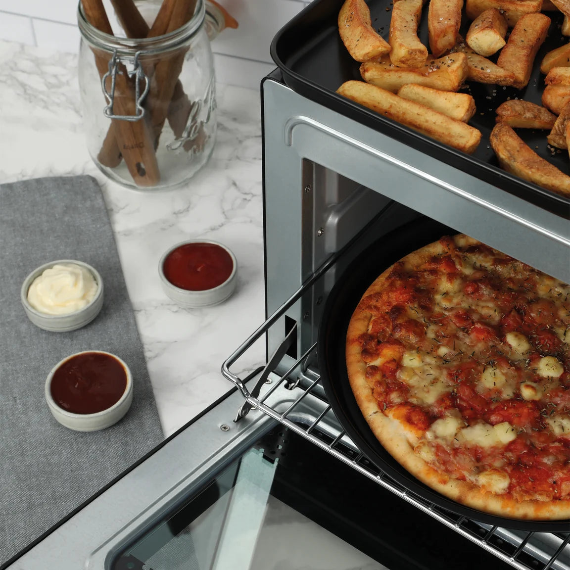 Dualit Mini Oven 22L - Black