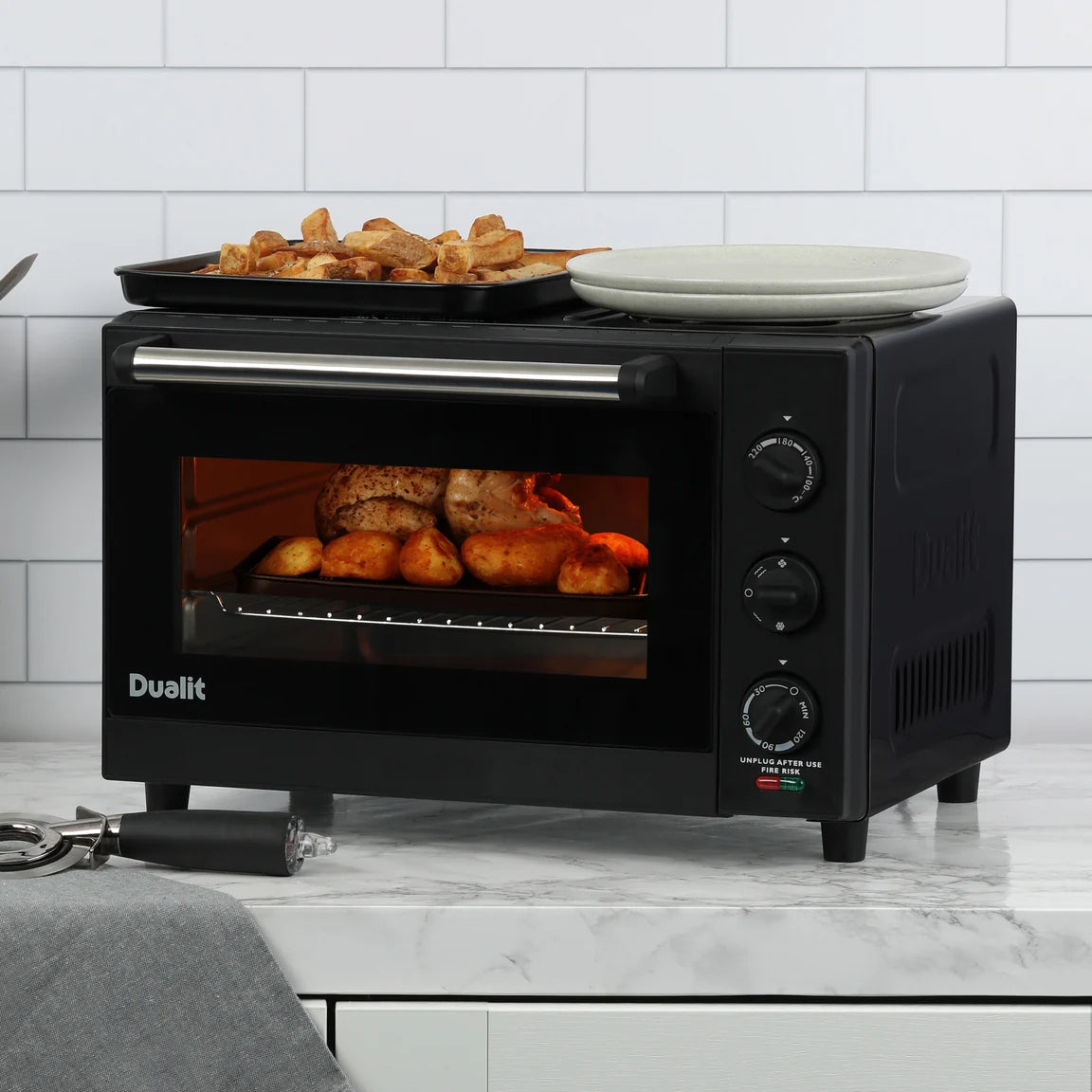 Dualit Mini Oven 22L - Black