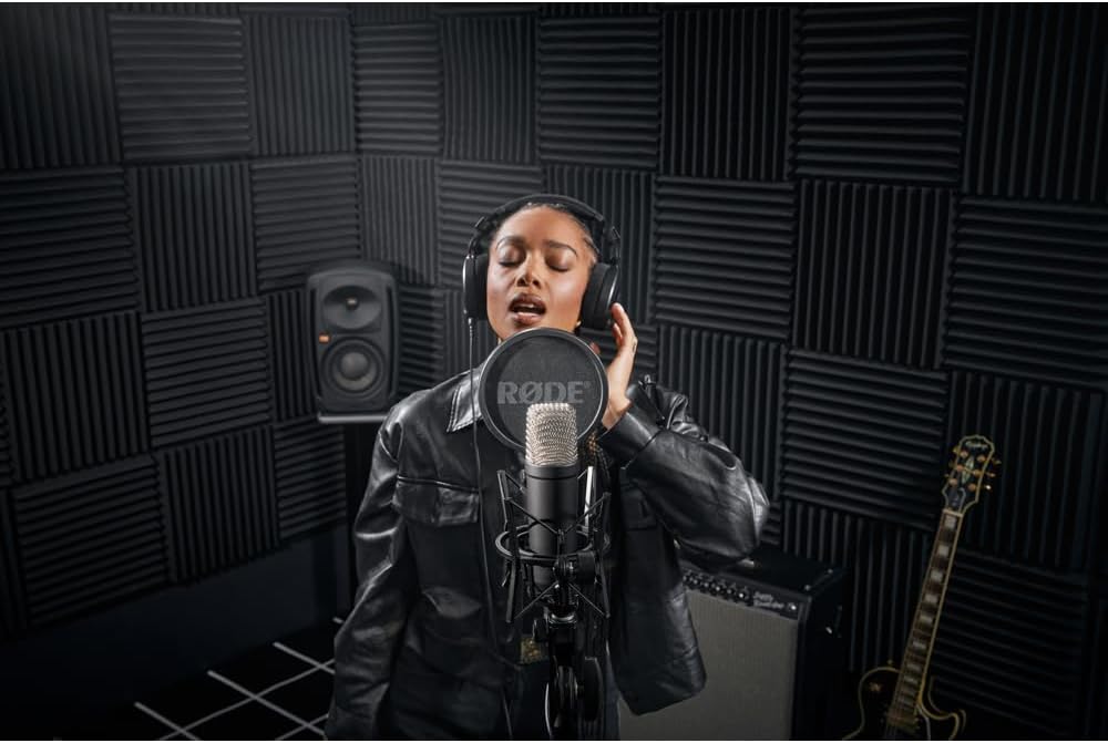 Rode NT1 Signature Series Condenser Microphone, Black - NT1SIGNATUREBLACK