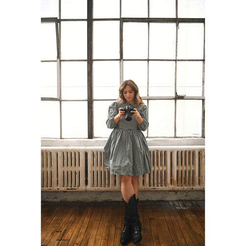 Nikon Zf Mirrorless Camera with 40mm SE Lense