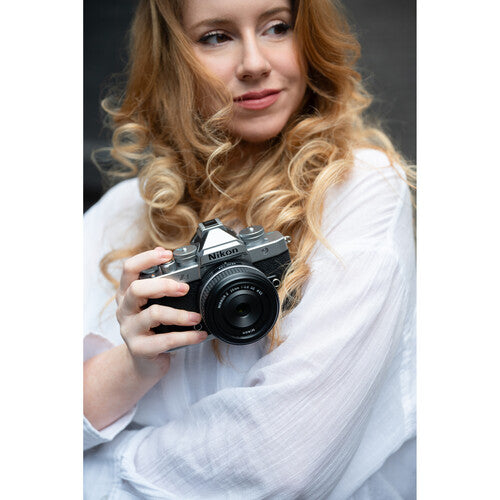 Nikon Zf Mirrorless Camera with 40mm SE Lense - Silver