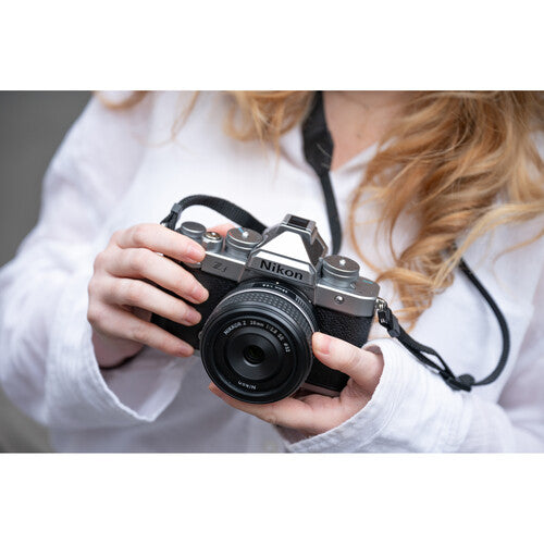 Nikon Zf Mirrorless Camera with 40mm SE Lense - Silver