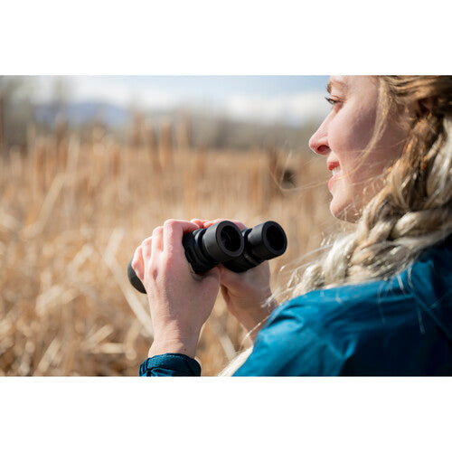 Binoculares Nikon PROSTAFF P7 10x30 