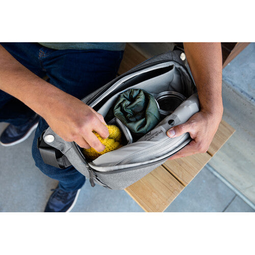 Peak Design Everyday Sling 3L v2