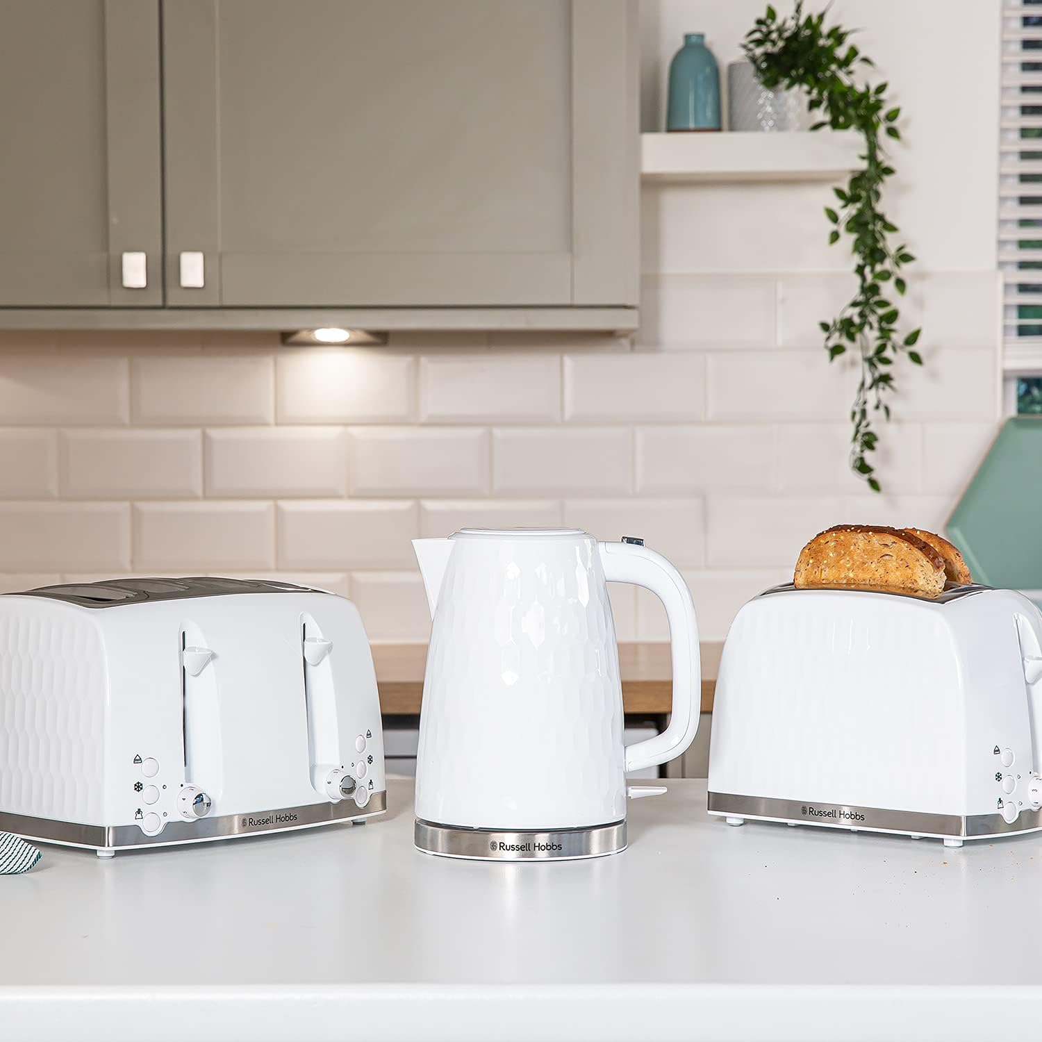 Russell Hobbs Honeycomb 2 Slice Toaster