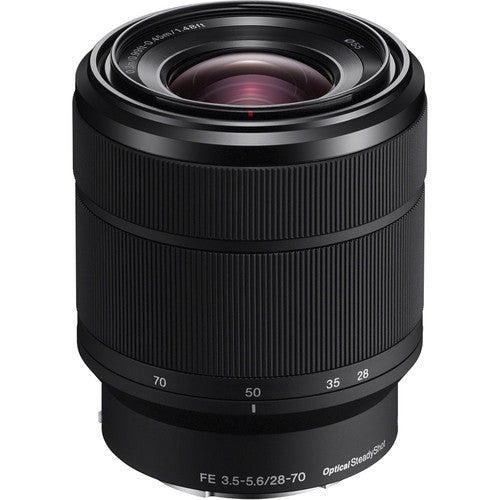 Cuerpo Sony A7 III + lente FE 28-70 mm f/3,5-5,6 OSS