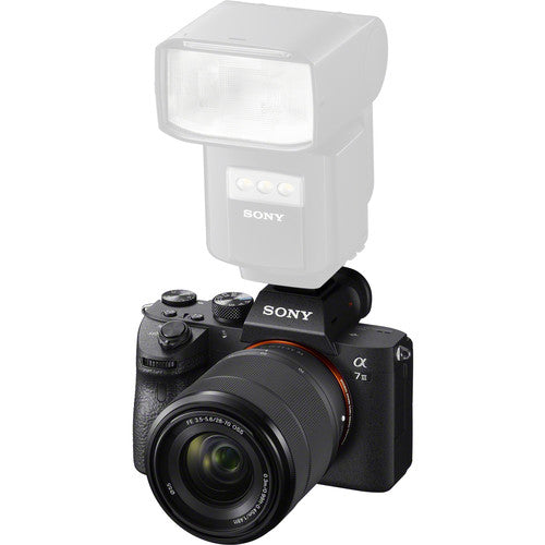 Cuerpo Sony A7 III + lente FE 28-70 mm f/3,5-5,6 OSS