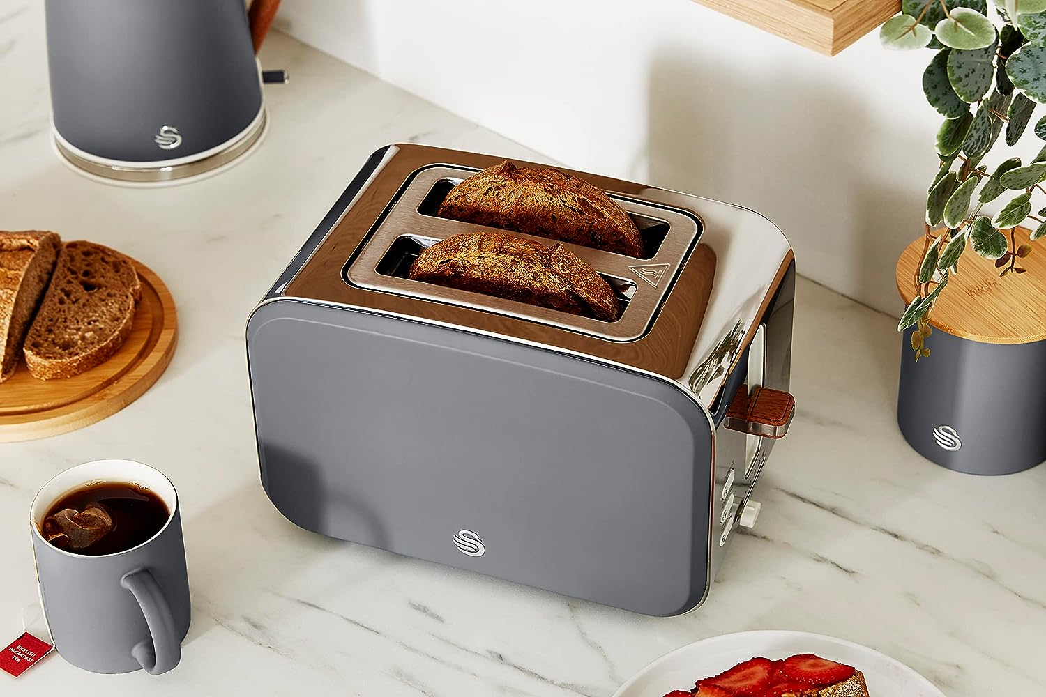 Swan Nordic 2-Slice Toaster