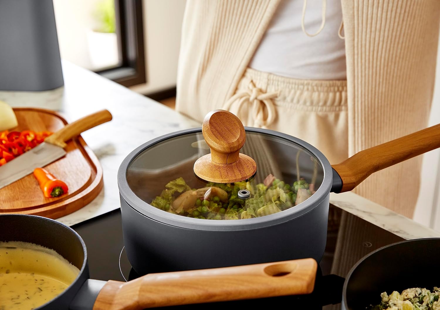 Juego de sartenes antiadherentes Swan Nordic de 4 piezas | Gris - SWPS35010GRYN