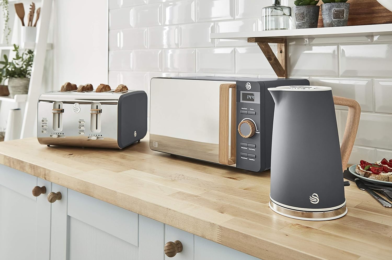 Swan Nordic Cordless 1.7L Kettle