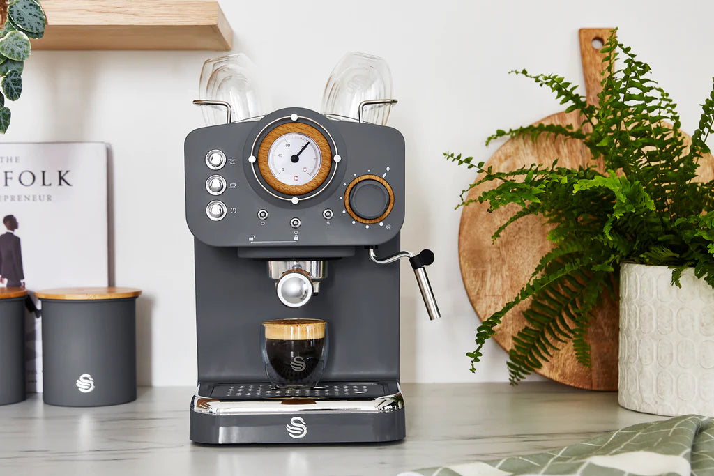 Swan Nordic Pump Espresso Coffee Machine SK22110 Carlos
