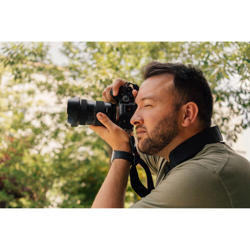 Objetivo Tamron 17-50 mm f/4 Di III VXD para montura Sony E