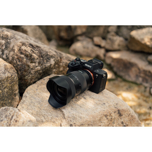 Objetivo Tamron 17-50 mm f/4 Di III VXD para montura Sony E