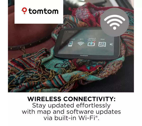 Navegador GPS TomTom Go Essential de 5" con cobertura completa de Europa de por vida 