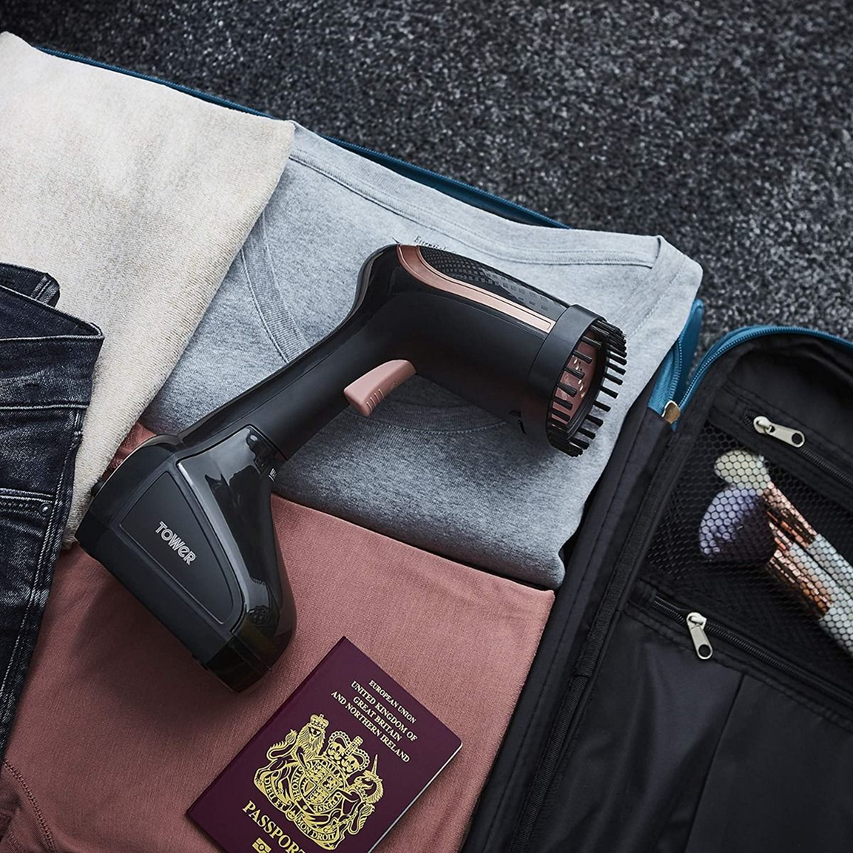 Tower ceraglide Handheld Garment Steamer - T22014