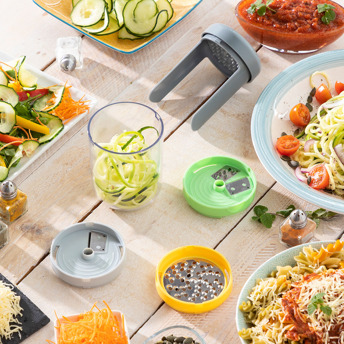 Vigizer InnovaGoods vegetable spiral cutter and grater with recipes