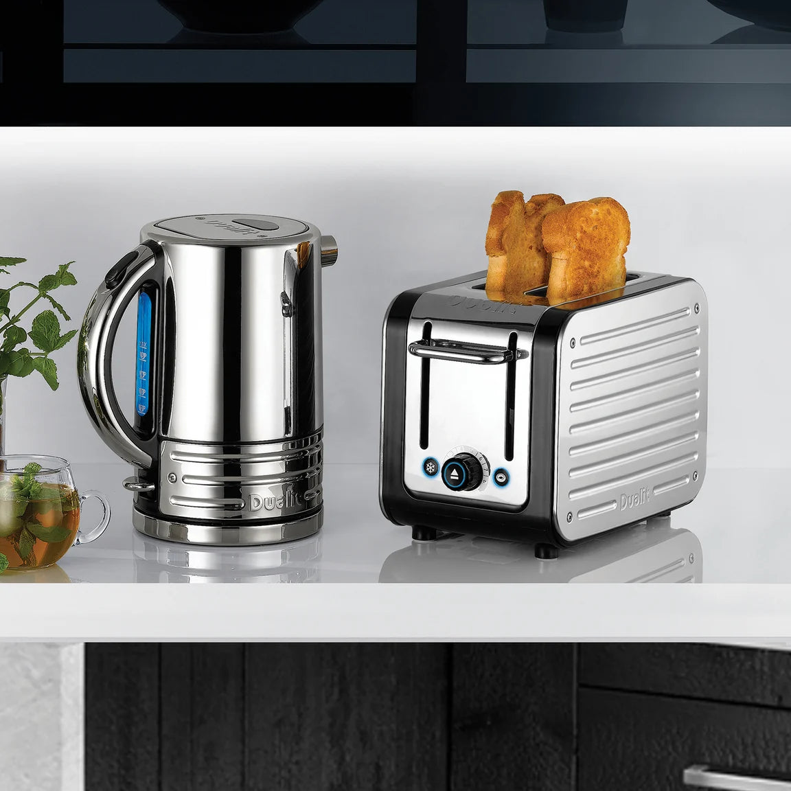 Dualit Architect 2 Slice Toaster Black Body & Stainless Steel Panels - 26525