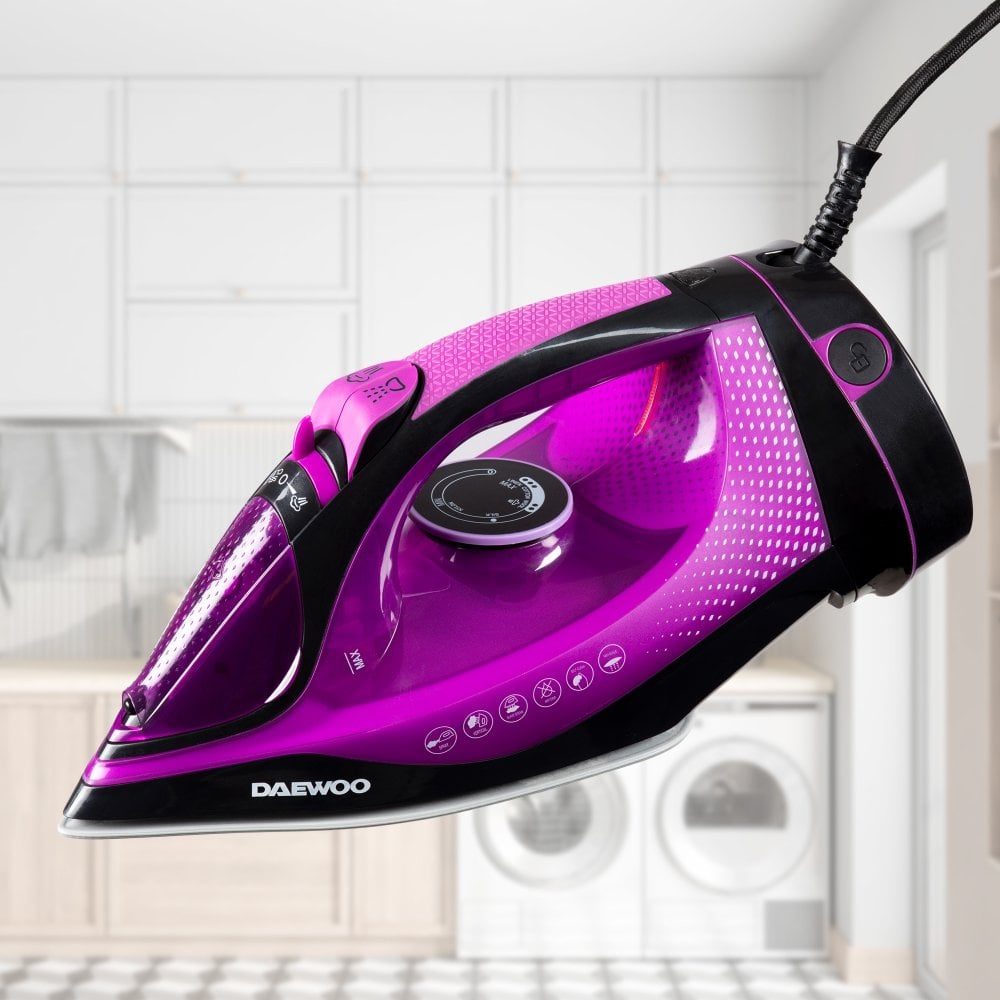 Daewoo 2200W Free-Glide Cordless Steam Iron