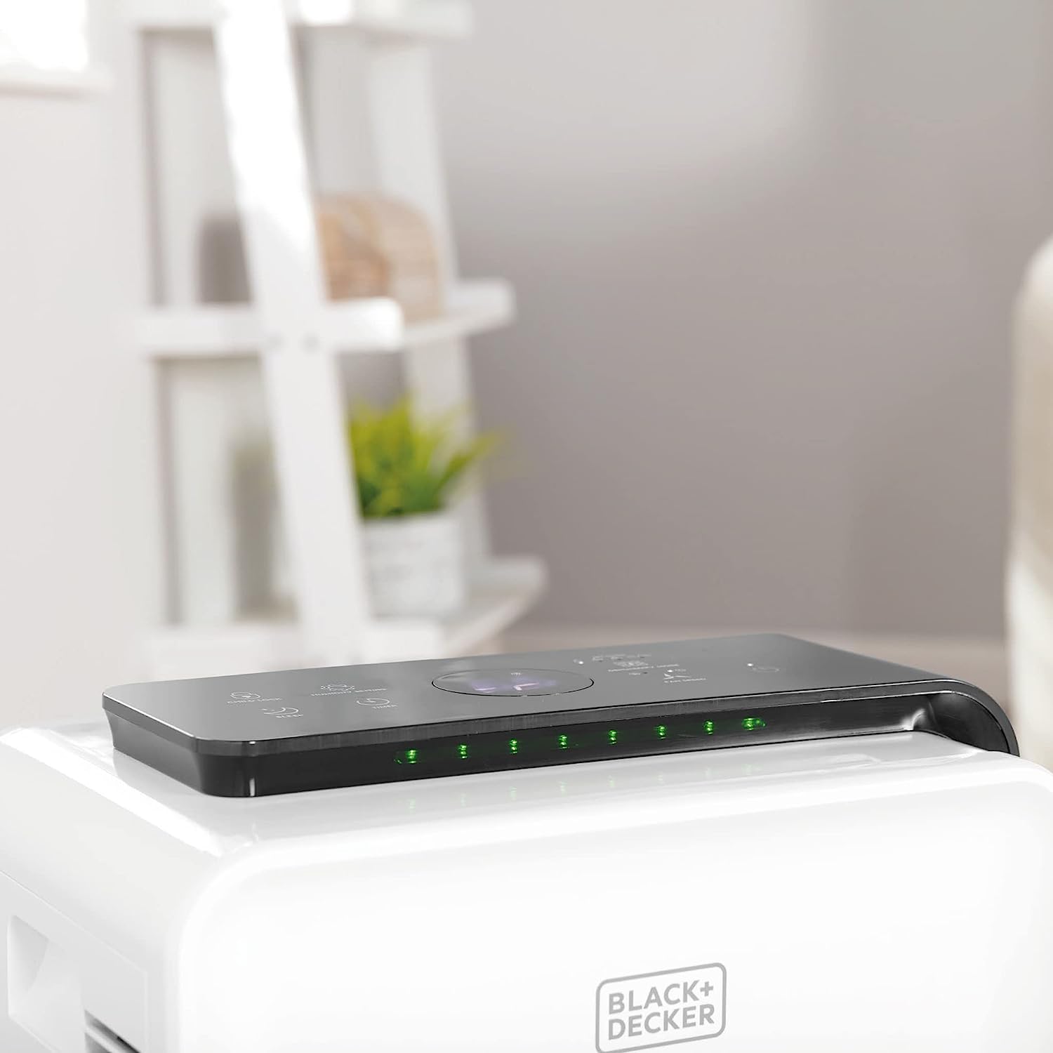 Deshumidificador BLACK+DECKER de 30 litros - BXEH60008GB