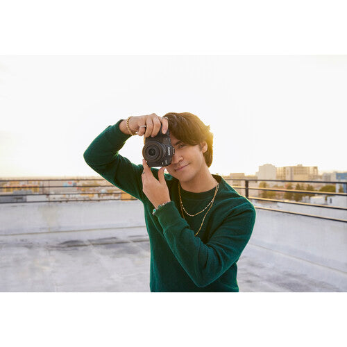 Canon EOS R8 With RF 24-50mm f/4.5-6.3 IS STM Lens Kit