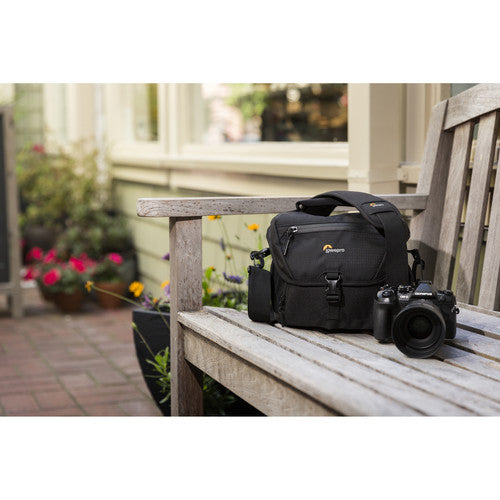 Lowepro Nova 140 AW II zwart LP37117-PWW Lowepro Nova 140 AW II zwart LP37117-PWW