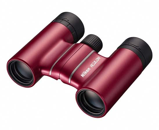 Binoculares compactos Nikon Aculon T02 8x21