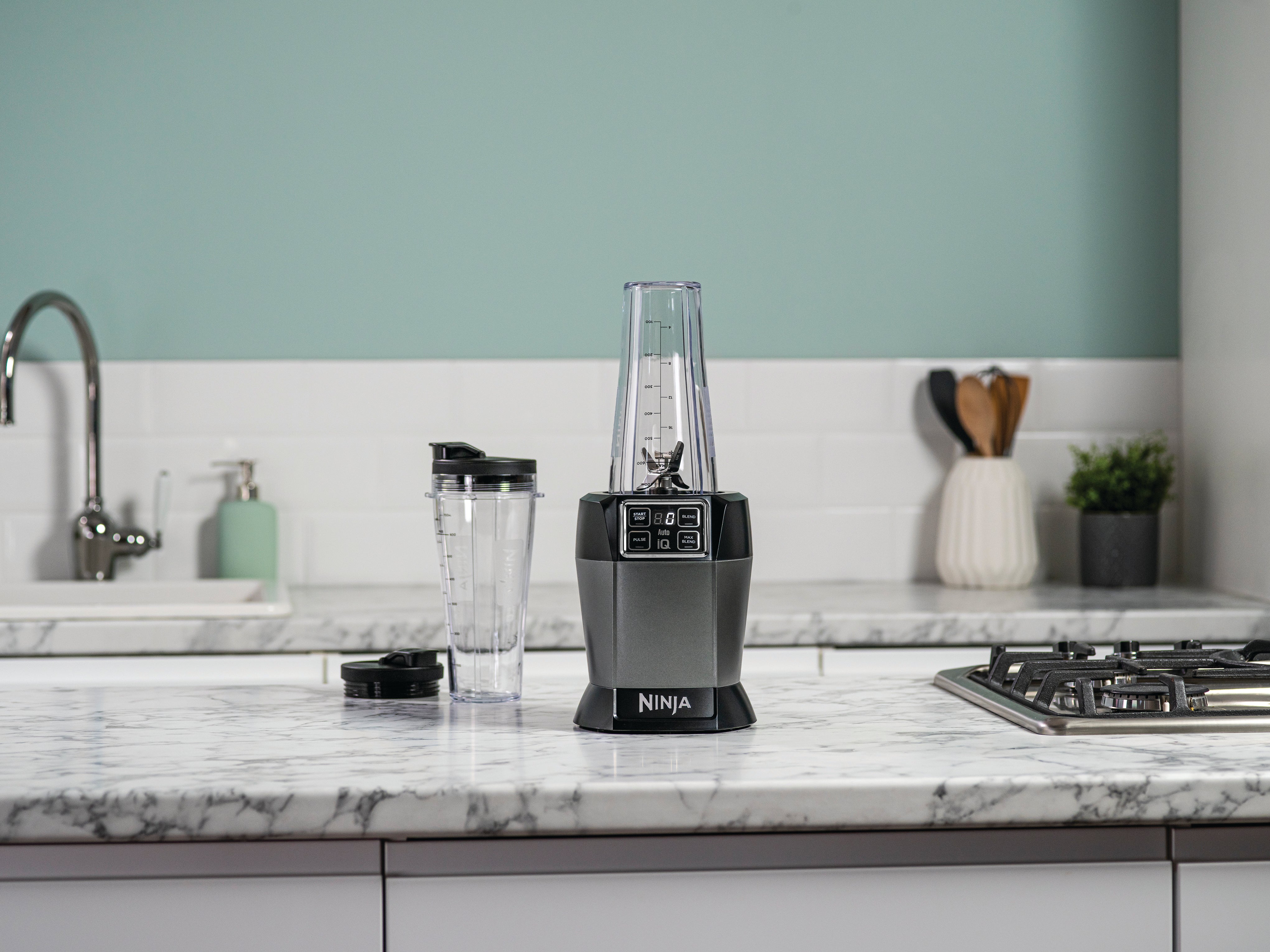 Ninja Blender with Auto-IQ - BN495UK
