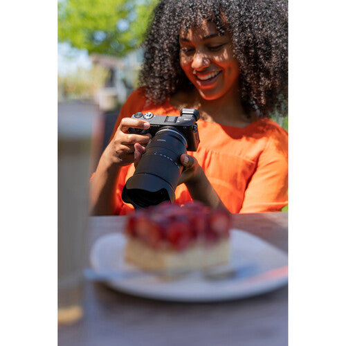 Objetivo Tamron 18-300 mm f/3,5-6,3 Di III-A VC VXD para montura Sony E 