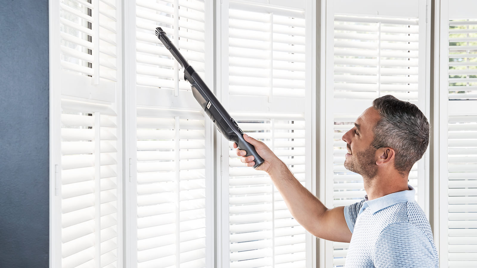 Shark Cordless Handheld Vacuum Cleaner - WV200UK